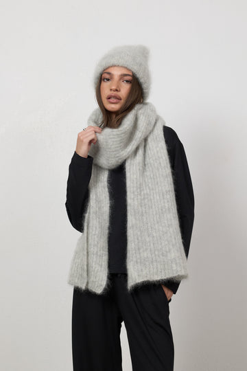 Szalik Mossy Mohair Fog Grey